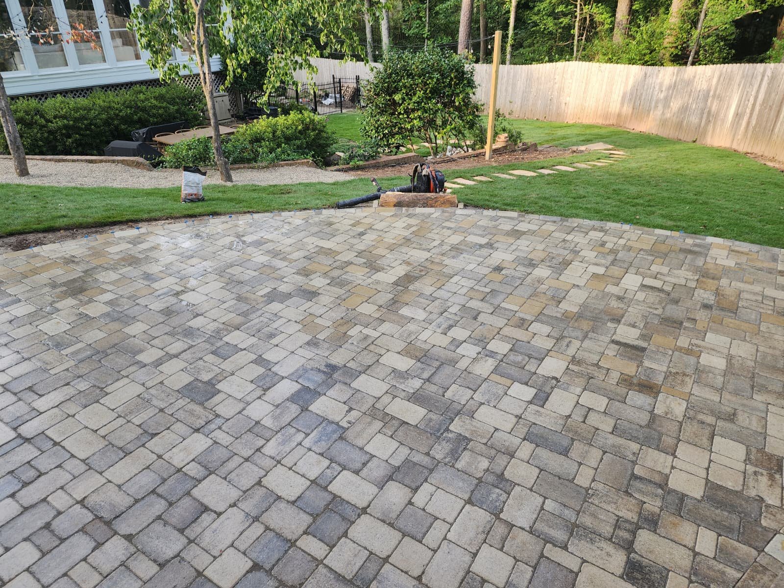 Hardscaping and retaining wall work, view 3
